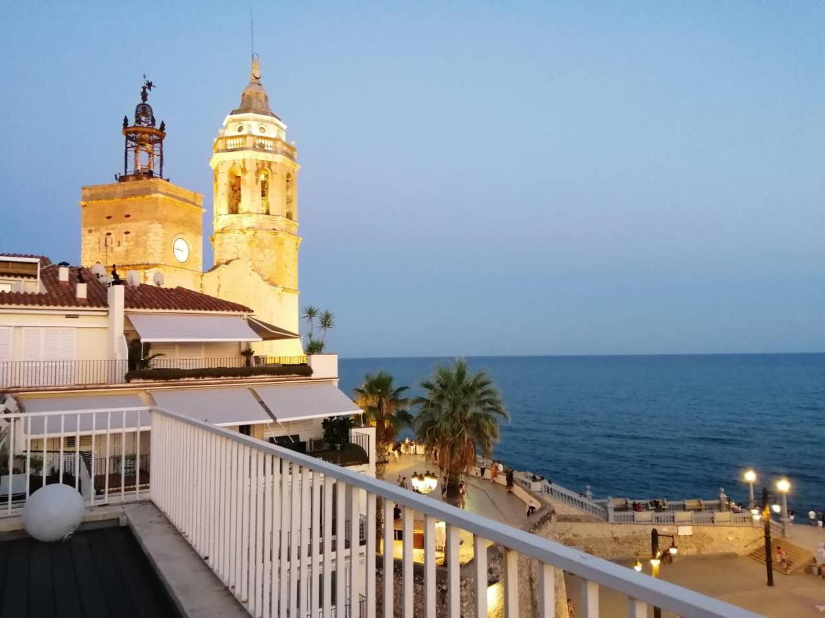 شقة Atico Con Fantasticas Vistas Al Mar Y La Iglesia سيدجيس المظهر الخارجي الصورة