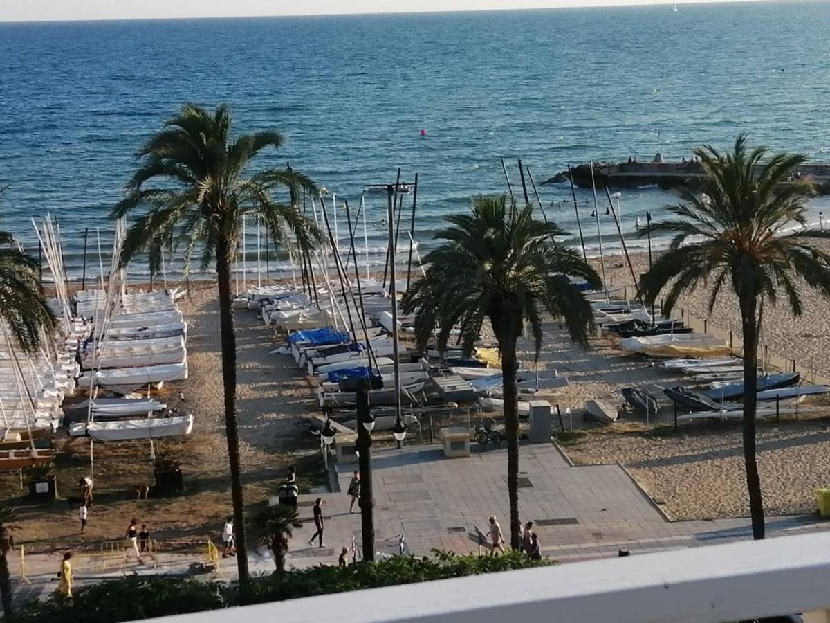 شقة Atico Con Fantasticas Vistas Al Mar Y La Iglesia سيدجيس المظهر الخارجي الصورة