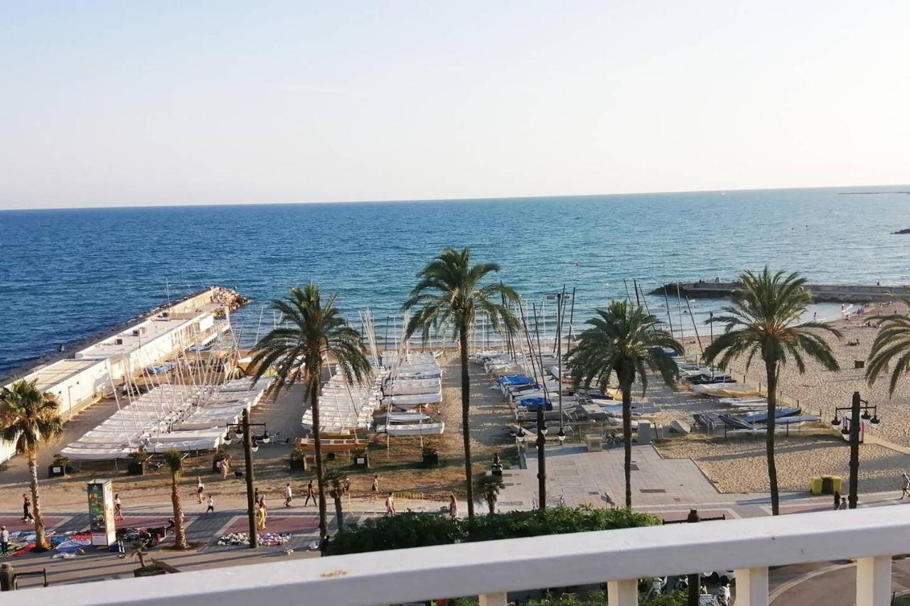 شقة Atico Con Fantasticas Vistas Al Mar Y La Iglesia سيدجيس المظهر الخارجي الصورة
